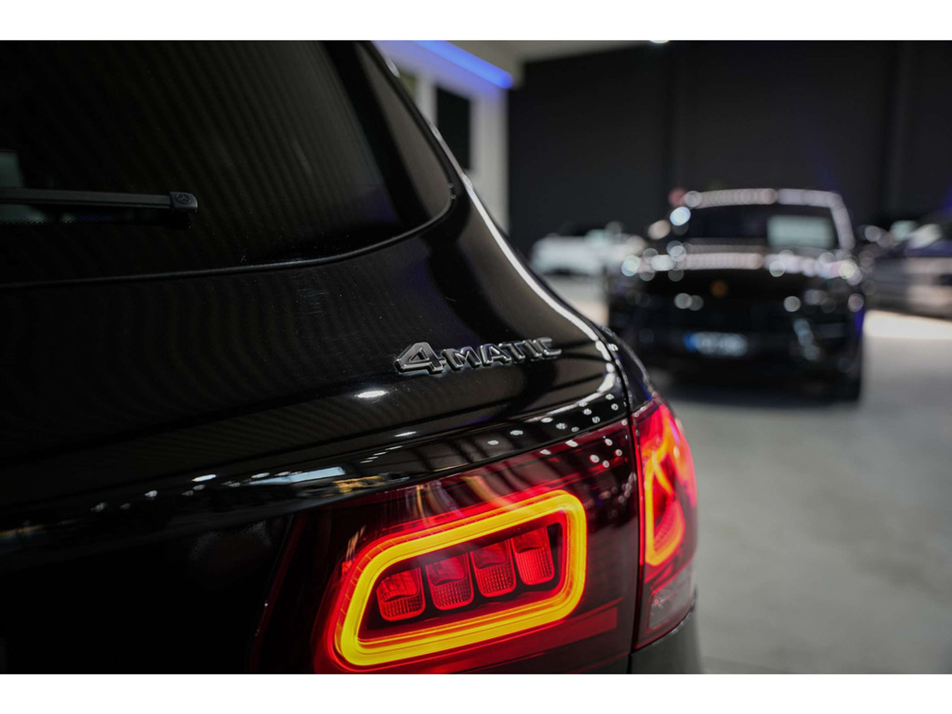 45805984-7.jpg