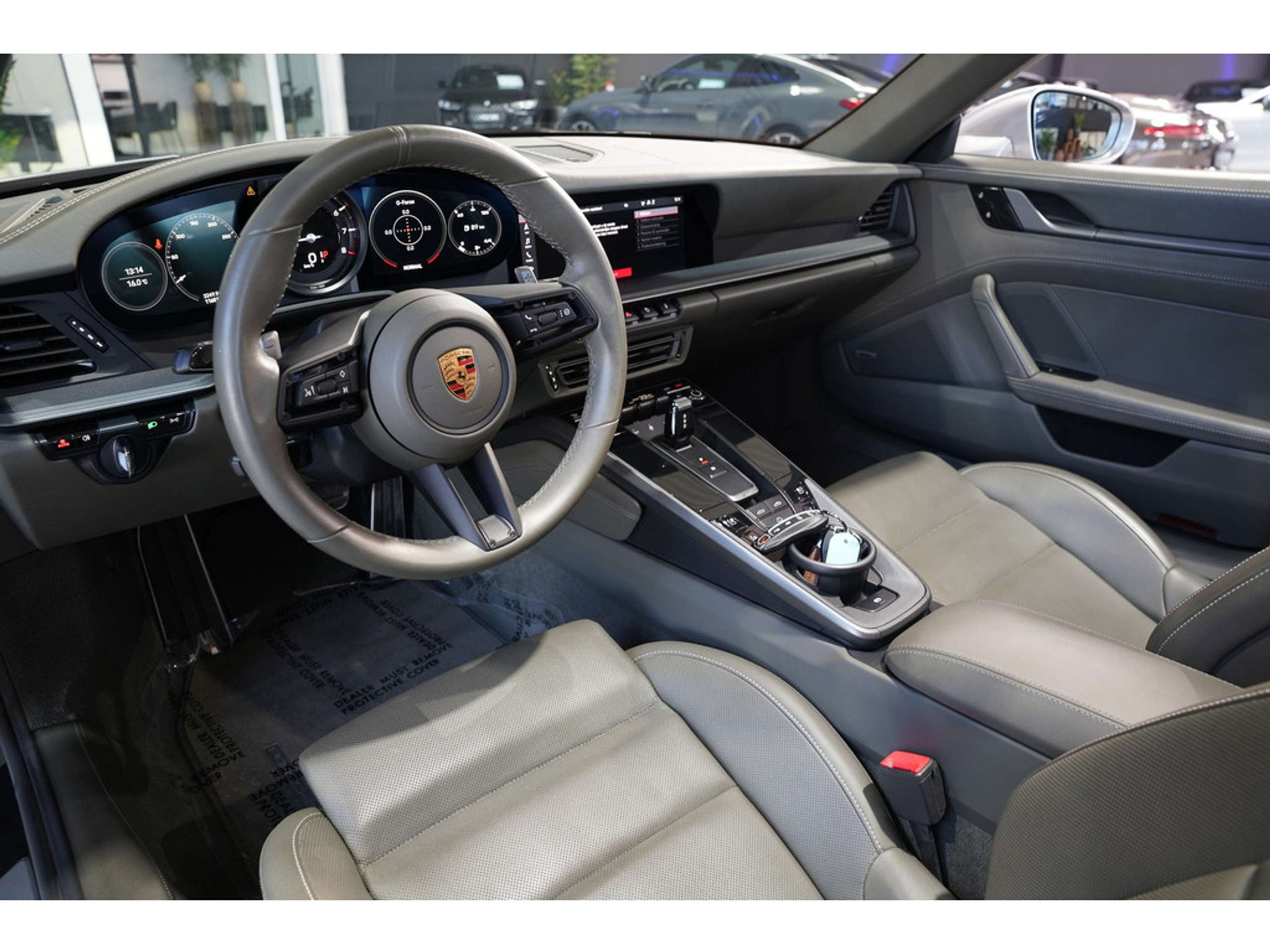 45809332-8.jpg